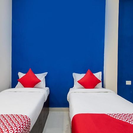 Oyo 27862 Hotel Brooklyn Indore Luaran gambar