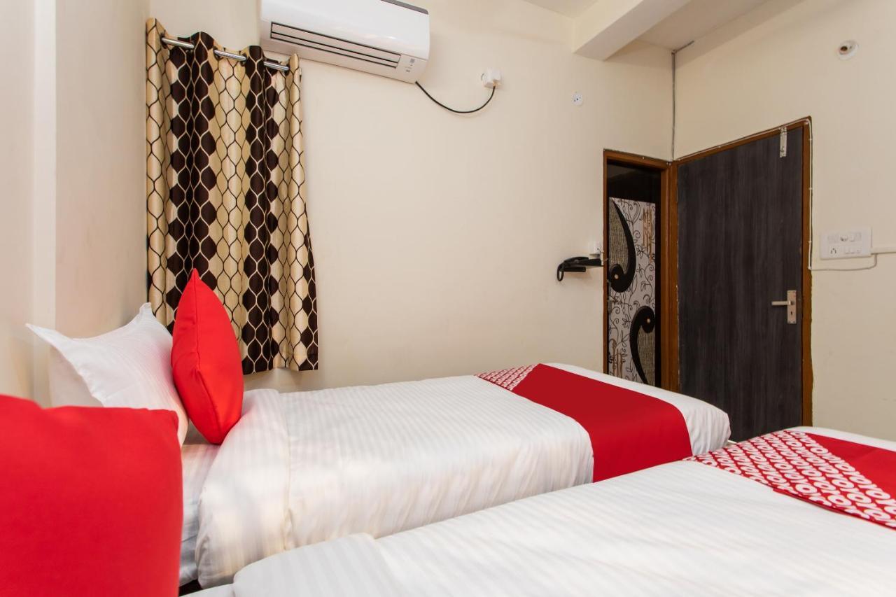 Oyo 27862 Hotel Brooklyn Indore Luaran gambar